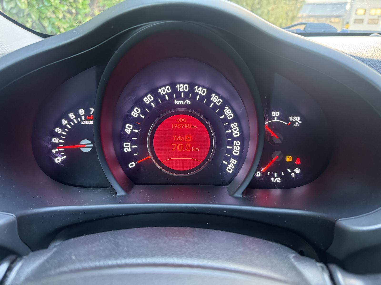Kia Sportage 1.6 GDI ( generalno uređen motor), fotografija 11