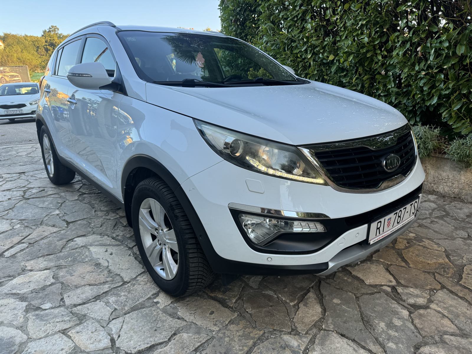 Kia Sportage 1.6 GDI ( generalno uređen motor), fotografija 1