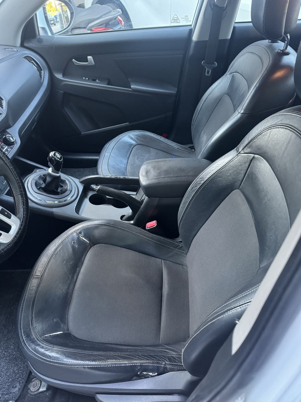 Kia Sportage 1.6 GDI ( generalno uređen motor), fotografija 15