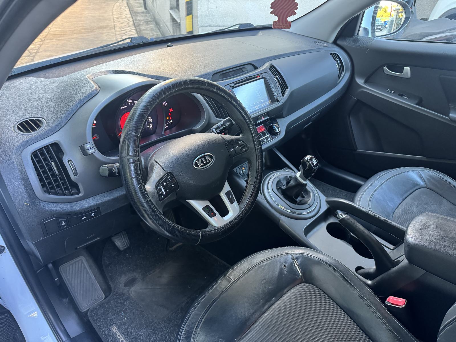 Kia Sportage 1.6 GDI ( generalno uređen motor), fotografija 12