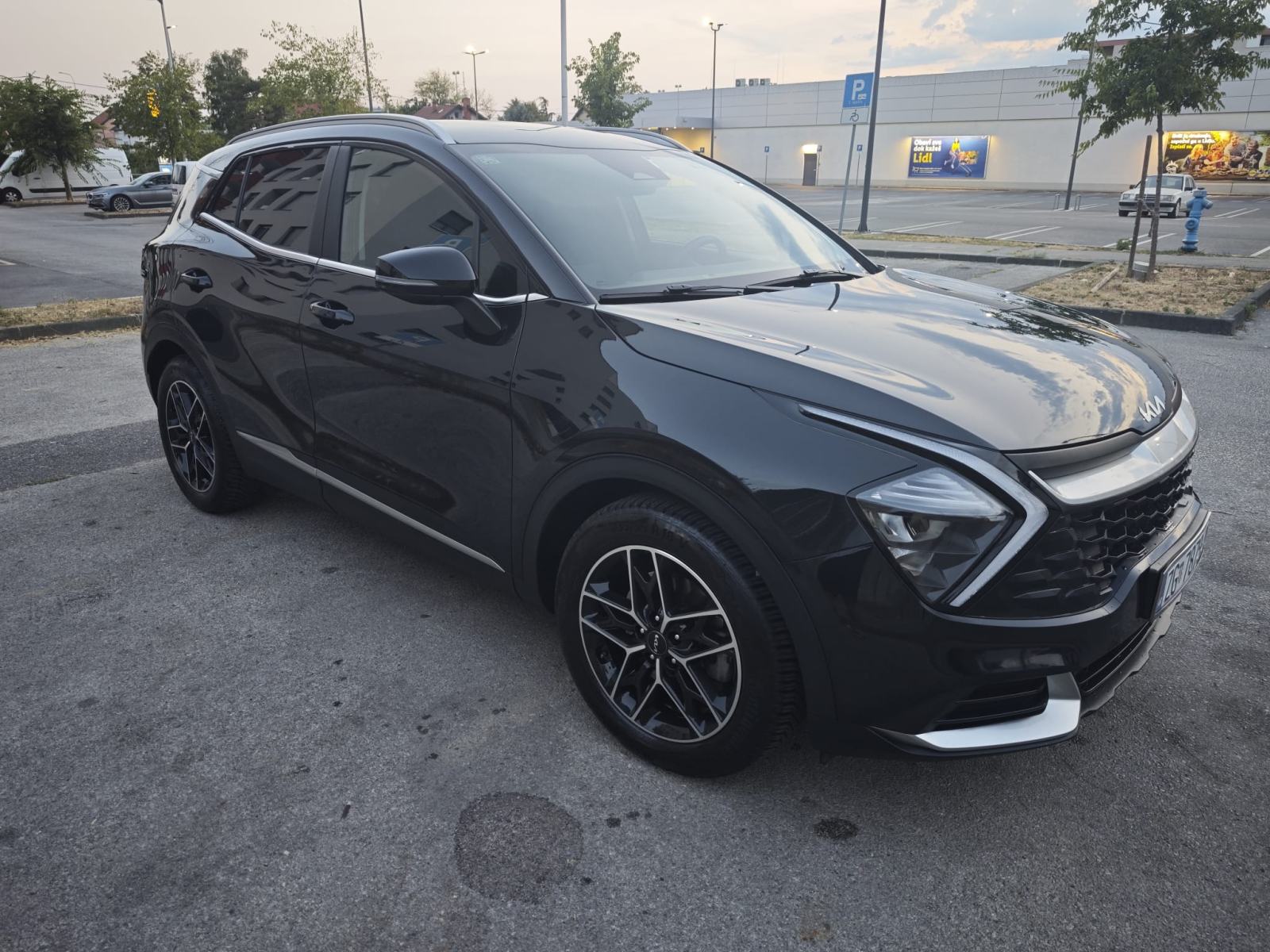 Kia Sportage 110 kW, 5 vrata, AWD 1,6 T-GDI EX Style, fotografija 3