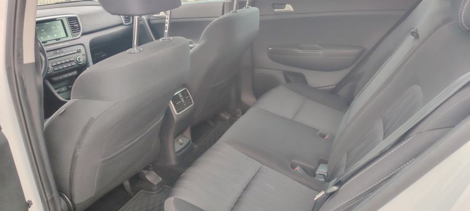 Kia Sportage 1,6, fotografija 12