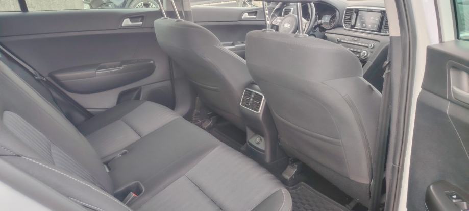 Kia Sportage 1,6, fotografija 14