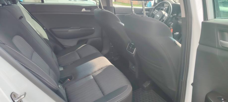 Kia Sportage 1,6, fotografija 10