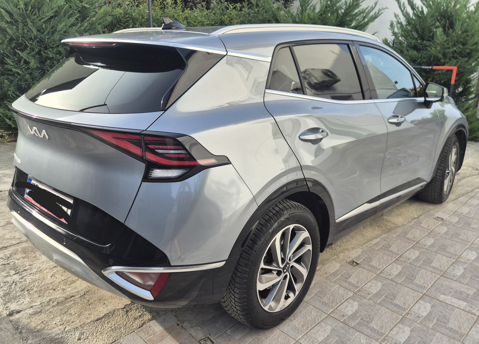 Sportage 2023.,TOP STANJE, MHEV, Automatik 7DCT,29.300 km,360 kamera, fotografija 3