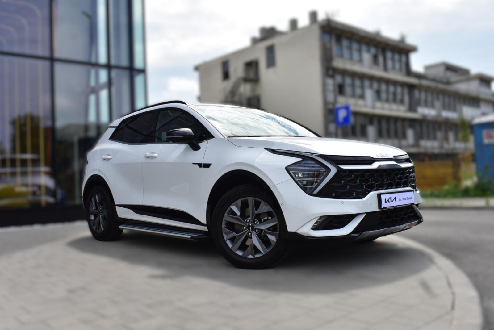 KIA Sportage HEV GT-LINE, PANORAMA, NAVIGACIJA, STRAŽNJA KAMERA, JAMST, fotografija 3