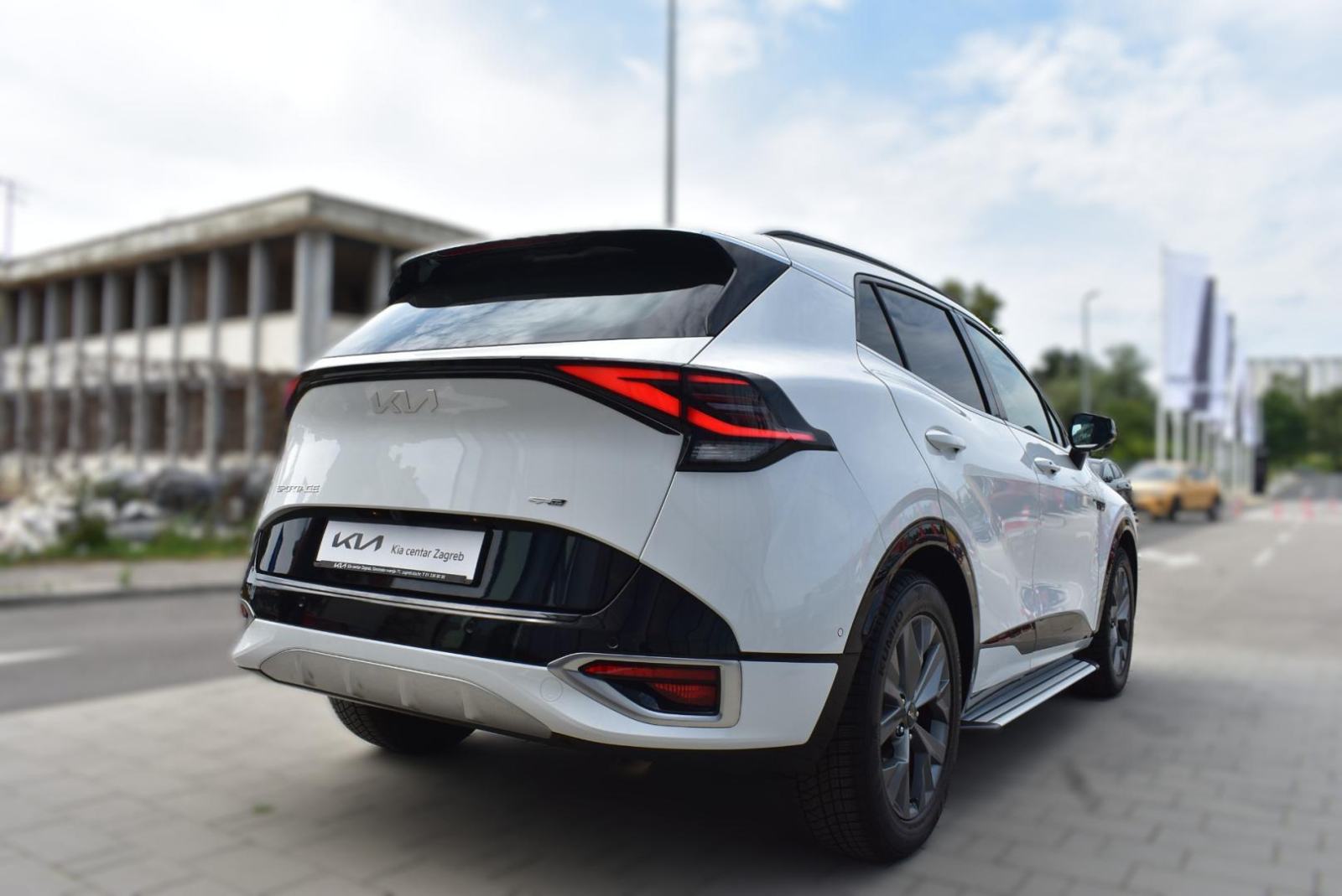 KIA Sportage HEV GT-LINE, PANORAMA, NAVIGACIJA, STRAŽNJA KAMERA, JAMST, fotografija 7