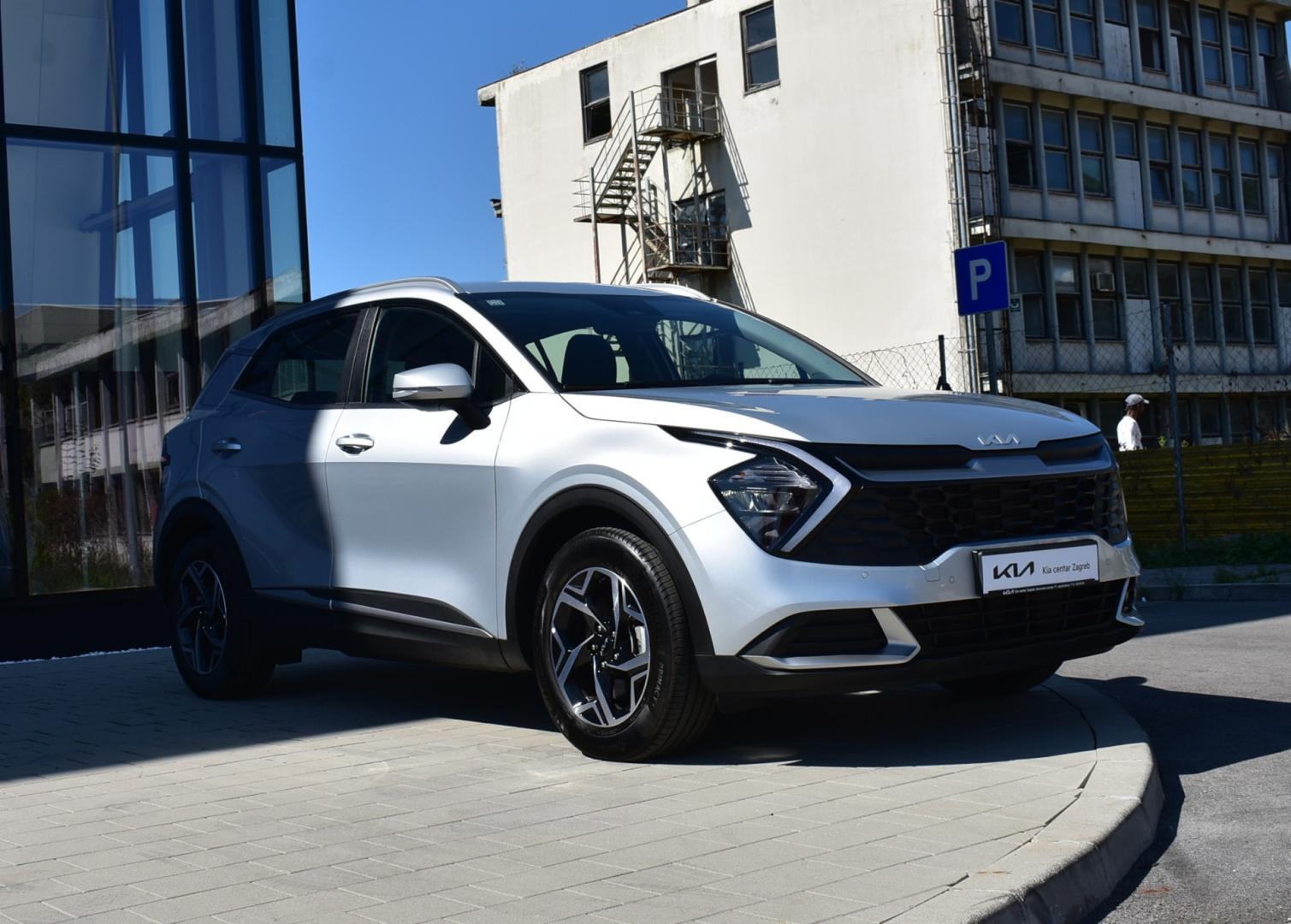 KIA Sportage 1.6 T-GDI FRESH DCT, NAVIGACIJA, STRAŽNJA KAMERA, GRIJANJ, fotografija 4