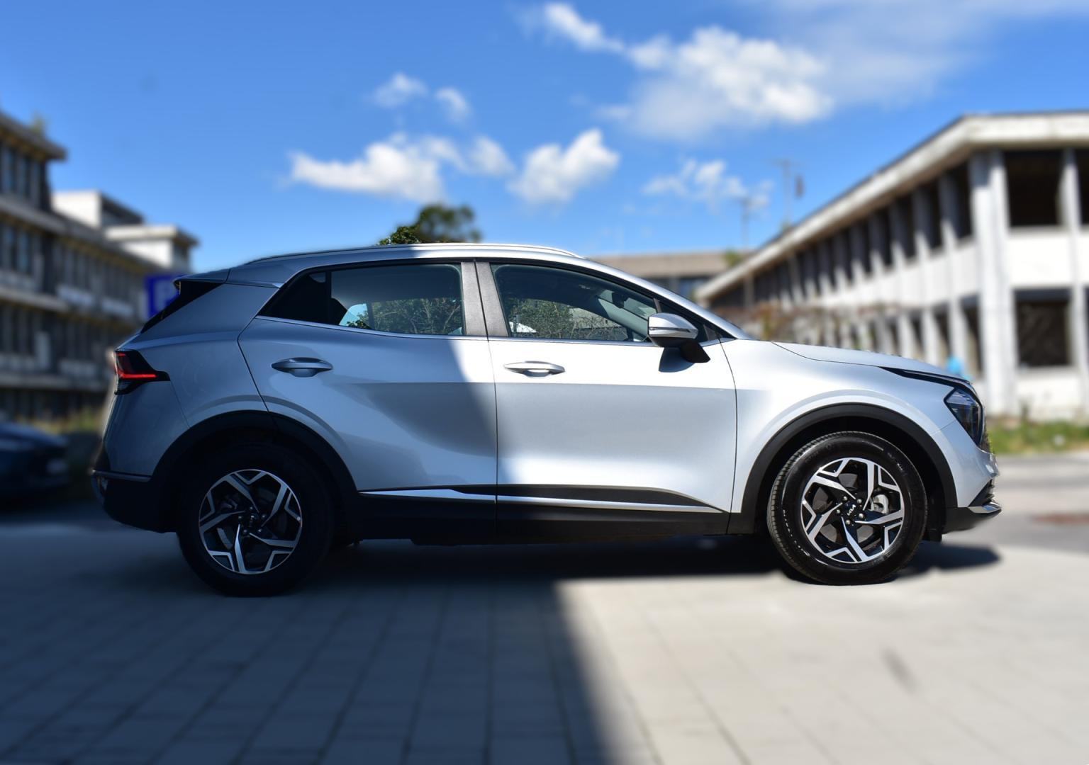 KIA Sportage 1.6 T-GDI FRESH DCT, NAVIGACIJA, STRAŽNJA KAMERA, GRIJANJ, fotografija 5