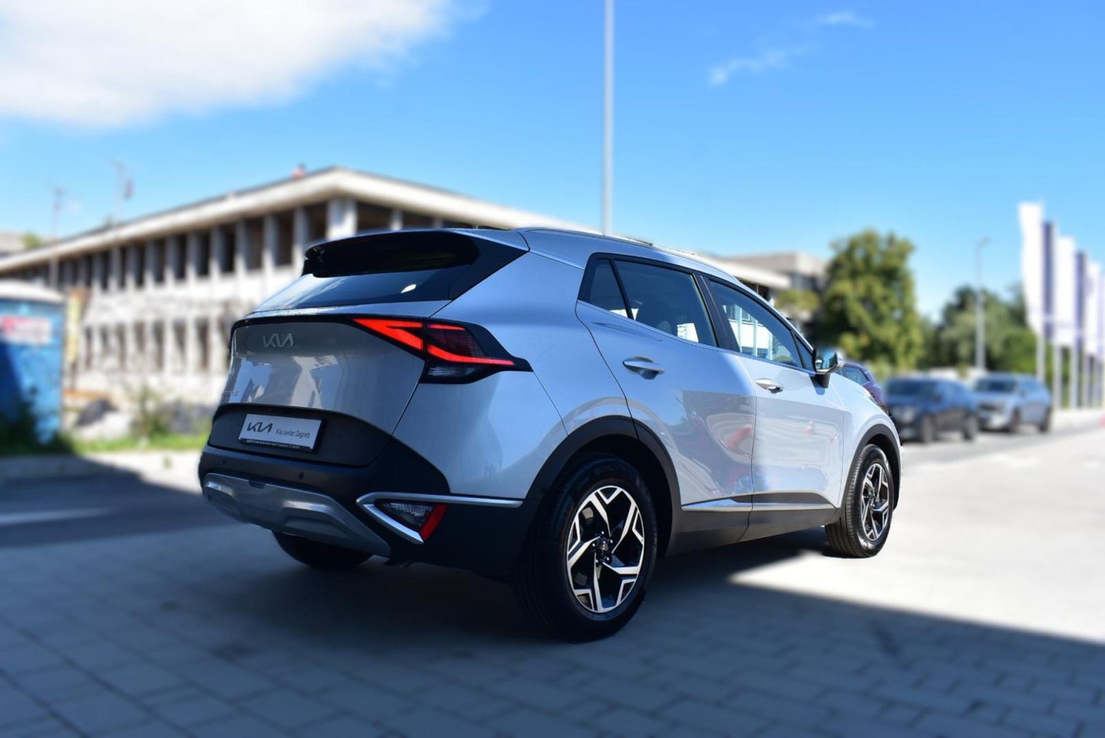 KIA Sportage 1.6 T-GDI FRESH DCT, NAVIGACIJA, STRAŽNJA KAMERA, GRIJANJ, fotografija 6
