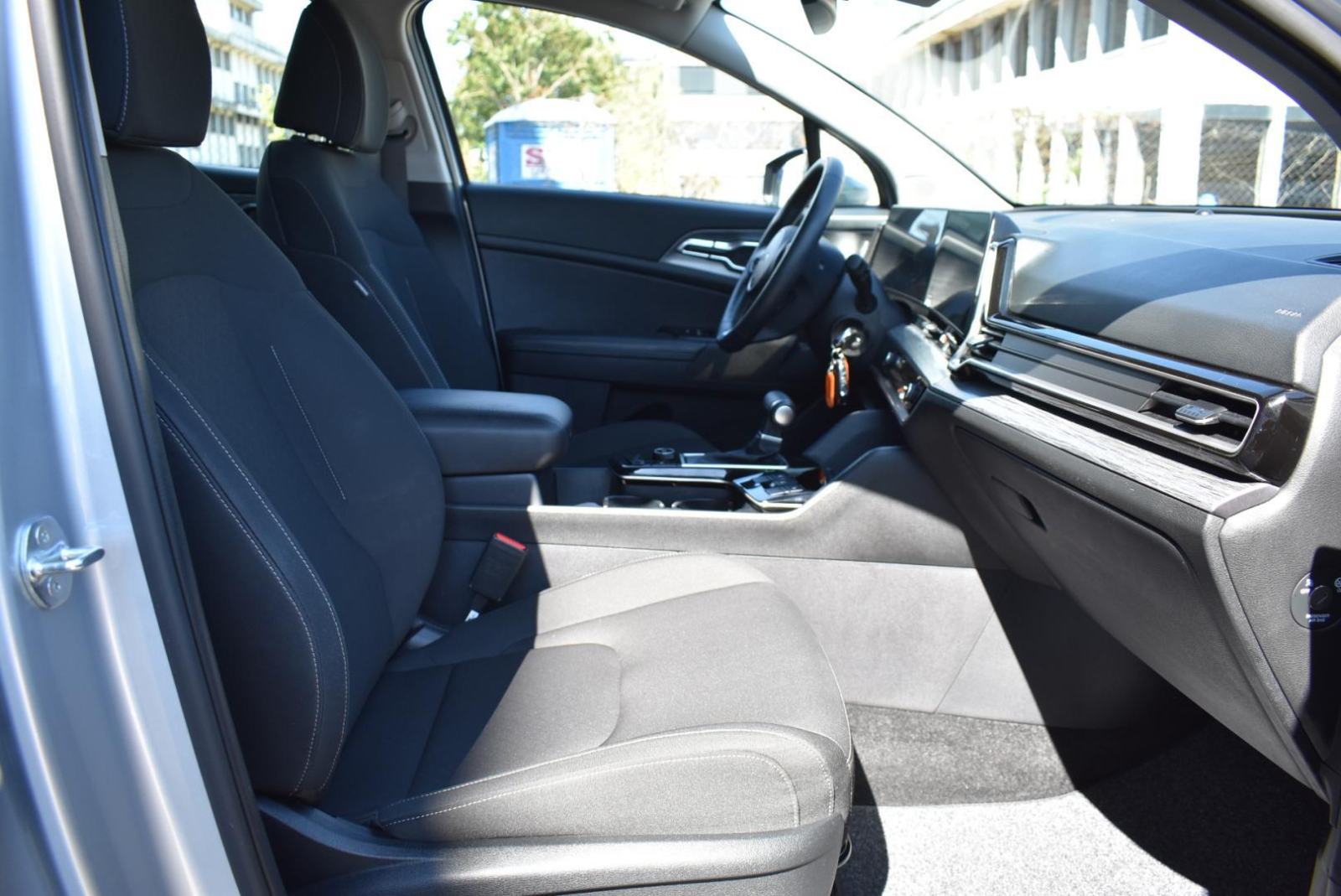 KIA Sportage 1.6 T-GDI FRESH DCT, NAVIGACIJA, STRAŽNJA KAMERA, GRIJANJ, fotografija 17