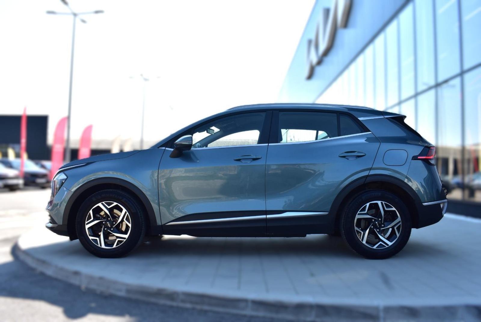 KIA Sportage 1.6 T-GDI, NAV, KAMERA, TEMPOMAT, JAMSTVO, fotografija 11