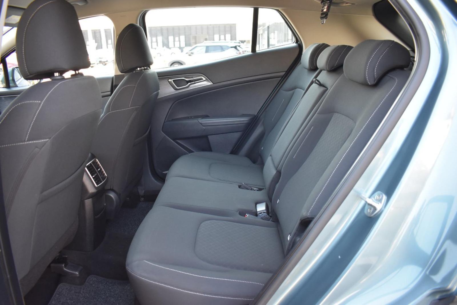 KIA Sportage 1.6 T-GDI, NAV, KAMERA, TEMPOMAT, JAMSTVO, fotografija 16