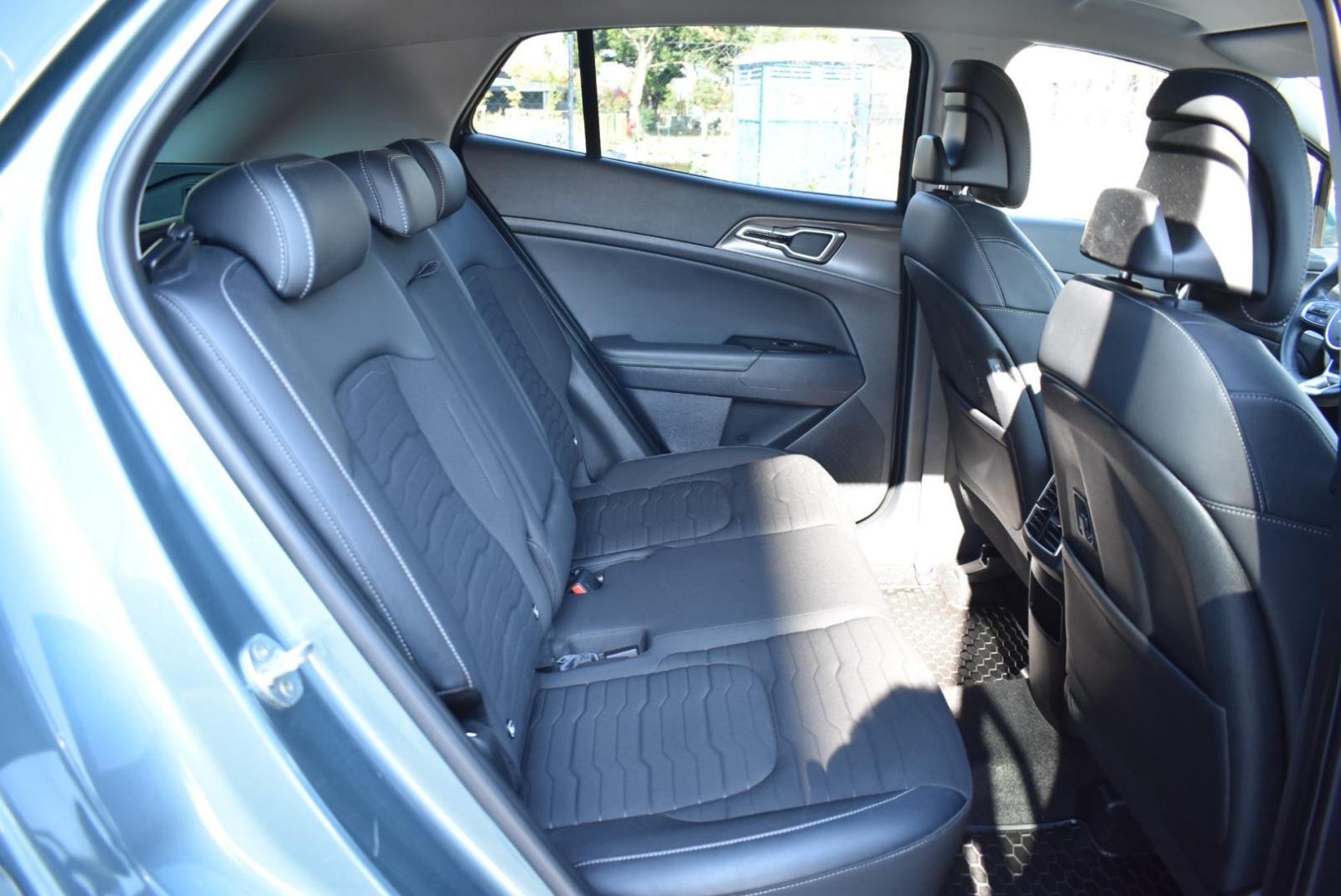 KIA Sportage 1.6 T-GDI EX STYLE, NAV, KAMERA, TEMPOMAT, JAMSTVO, fotografija 18