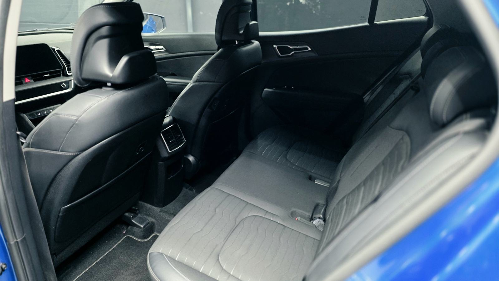 KIA SPORTAGE 1.6 CRDi/DIESEL/AKCIJA/DUAL SCREEN/POLUKOŽA/PDV/JAMSTVO, fotografija 20