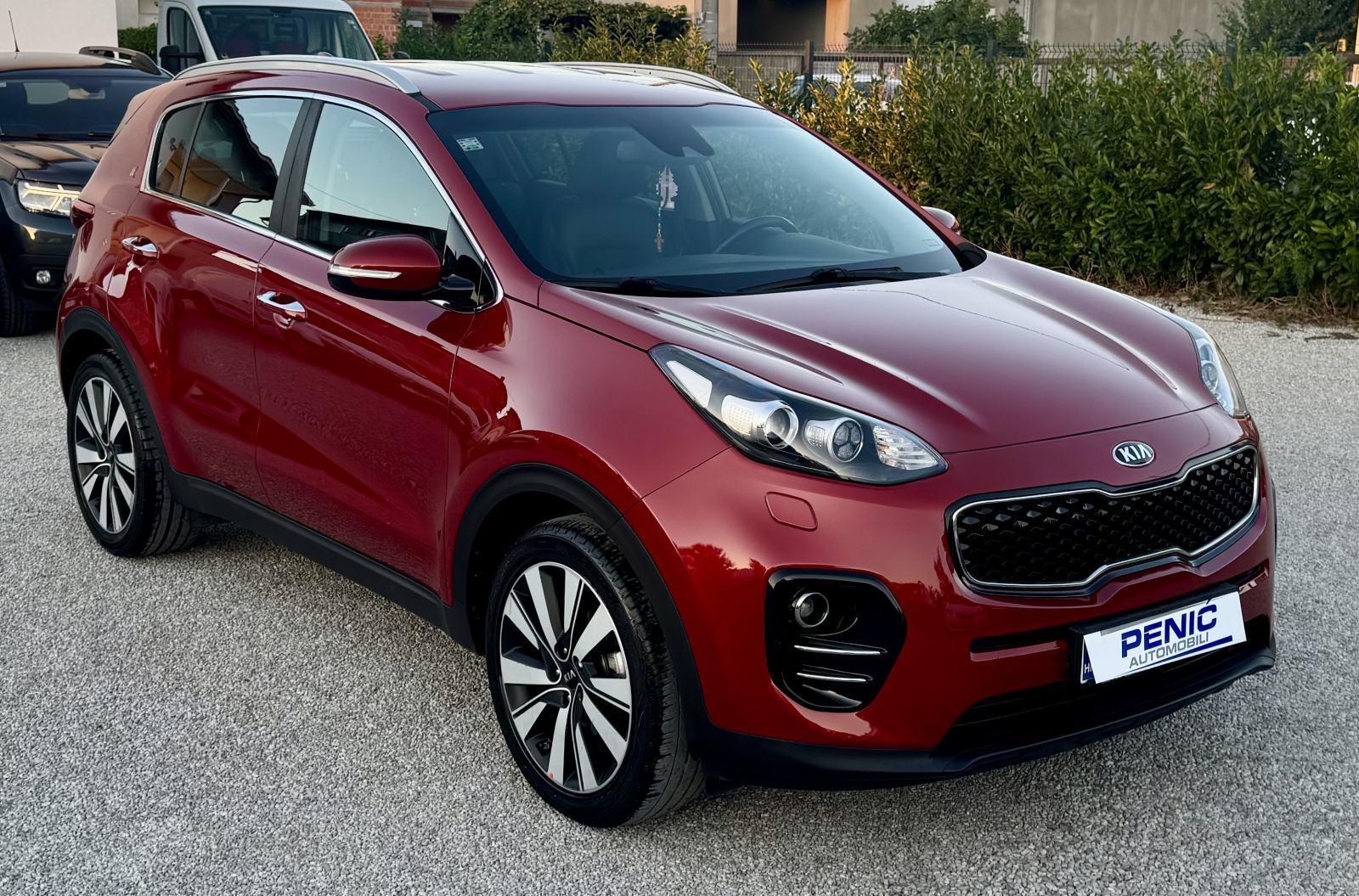 Kia Sportage 1,7 CRDi = 125 000 km = Reg: 08./27. KAMERA - NAVIGACIJA, fotografija 4