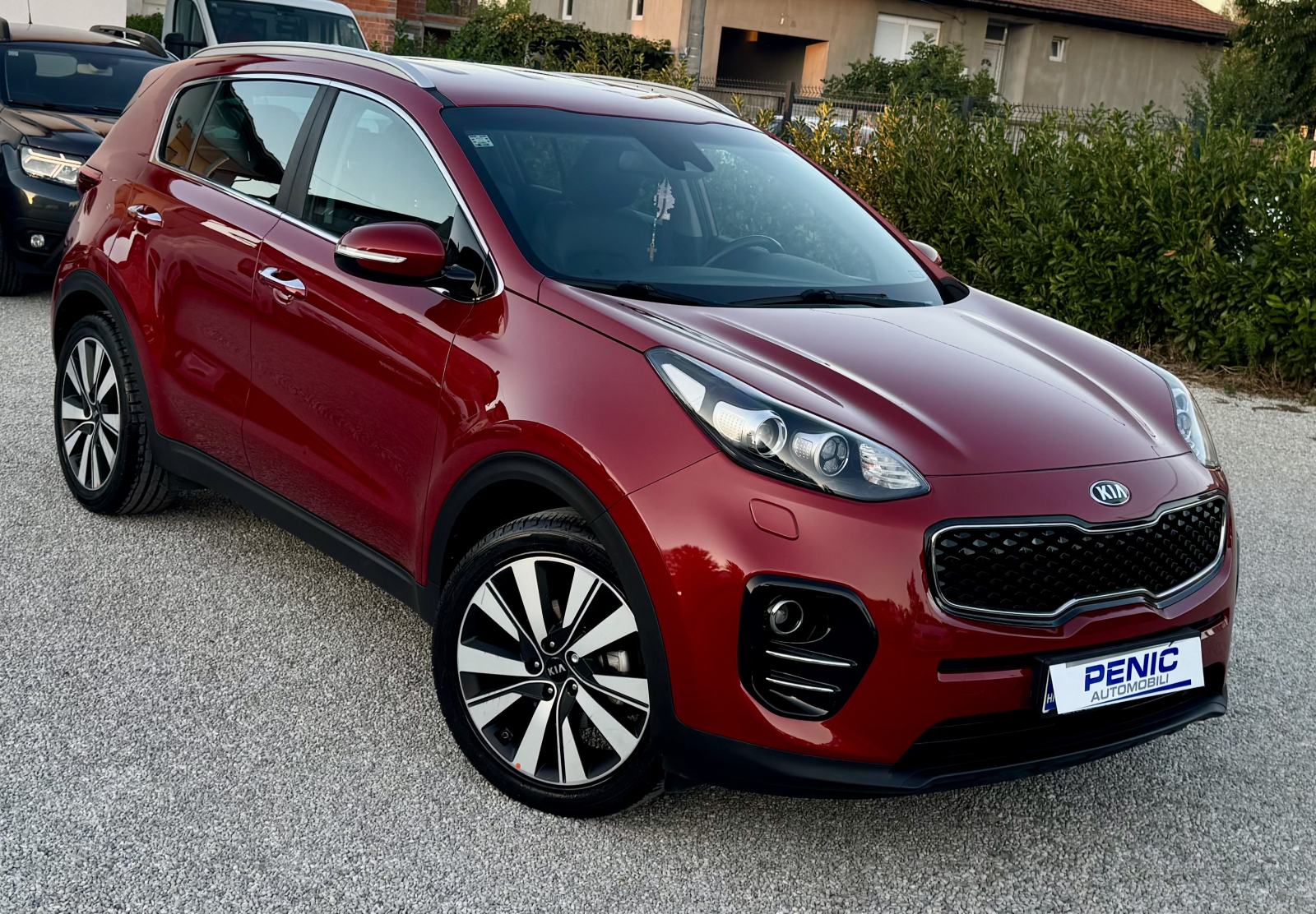 Kia Sportage 1,7 CRDi = 125 000 km = Reg: 08./27. KAMERA - NAVIGACIJA, fotografija 3