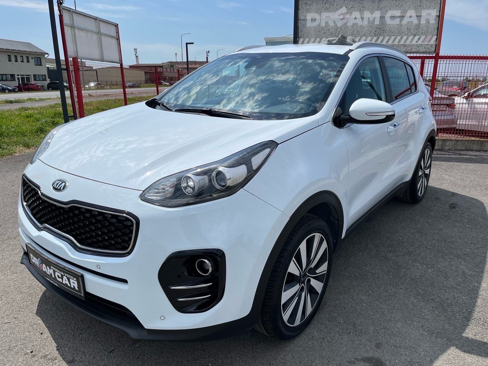 Kia Sportage 1,7 CRDi 2WD Eco-Dynamics Emotion, fotografija 3