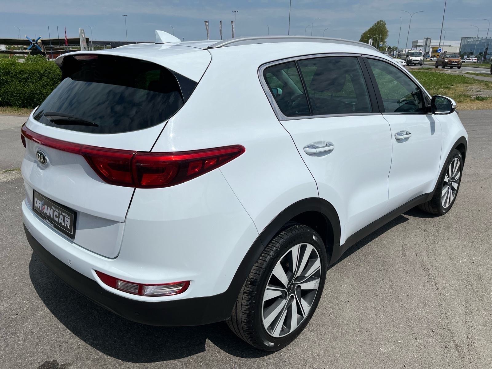 Kia Sportage 1,7 CRDi 2WD Eco-Dynamics Emotion, fotografija 7