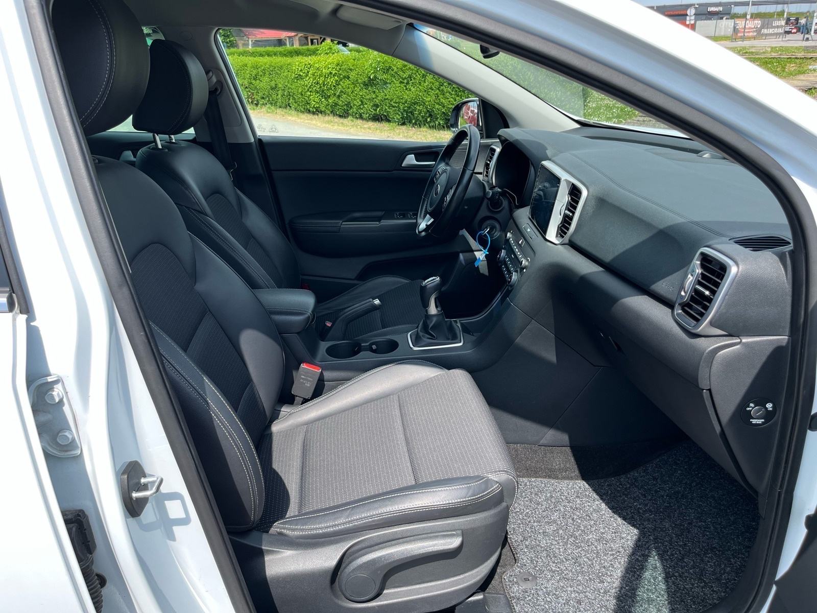 Kia Sportage 1,7 CRDi 2WD Eco-Dynamics Emotion, fotografija 17