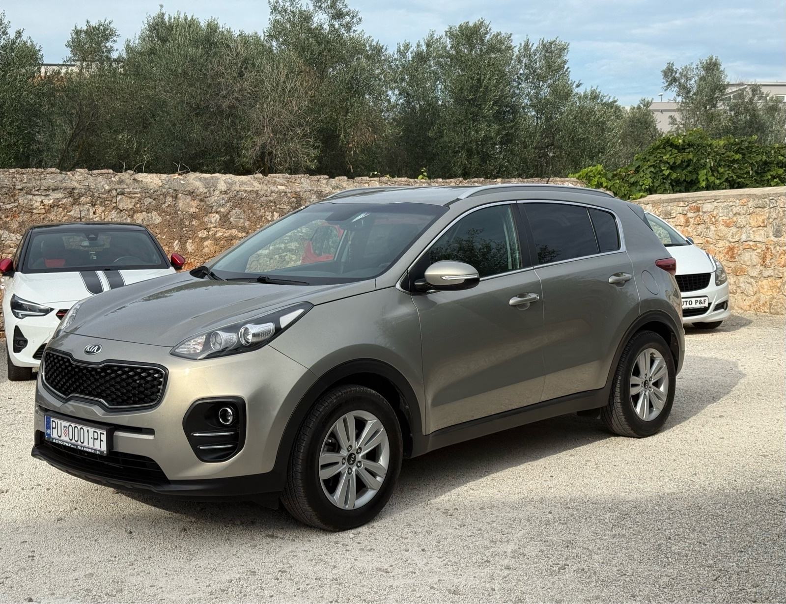 KIA Sportage 1.7 CRDi *HR auto/109 000 km/Euro 6/*, fotografija 4