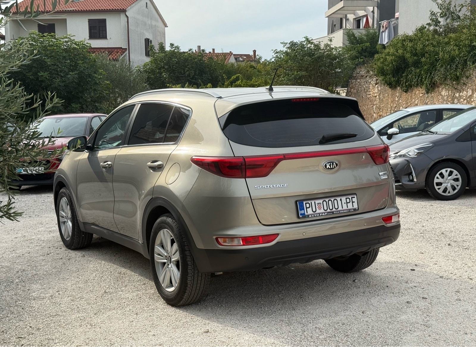 KIA Sportage 1.7 CRDi *HR auto/109 000 km/Euro 6/*, fotografija 6