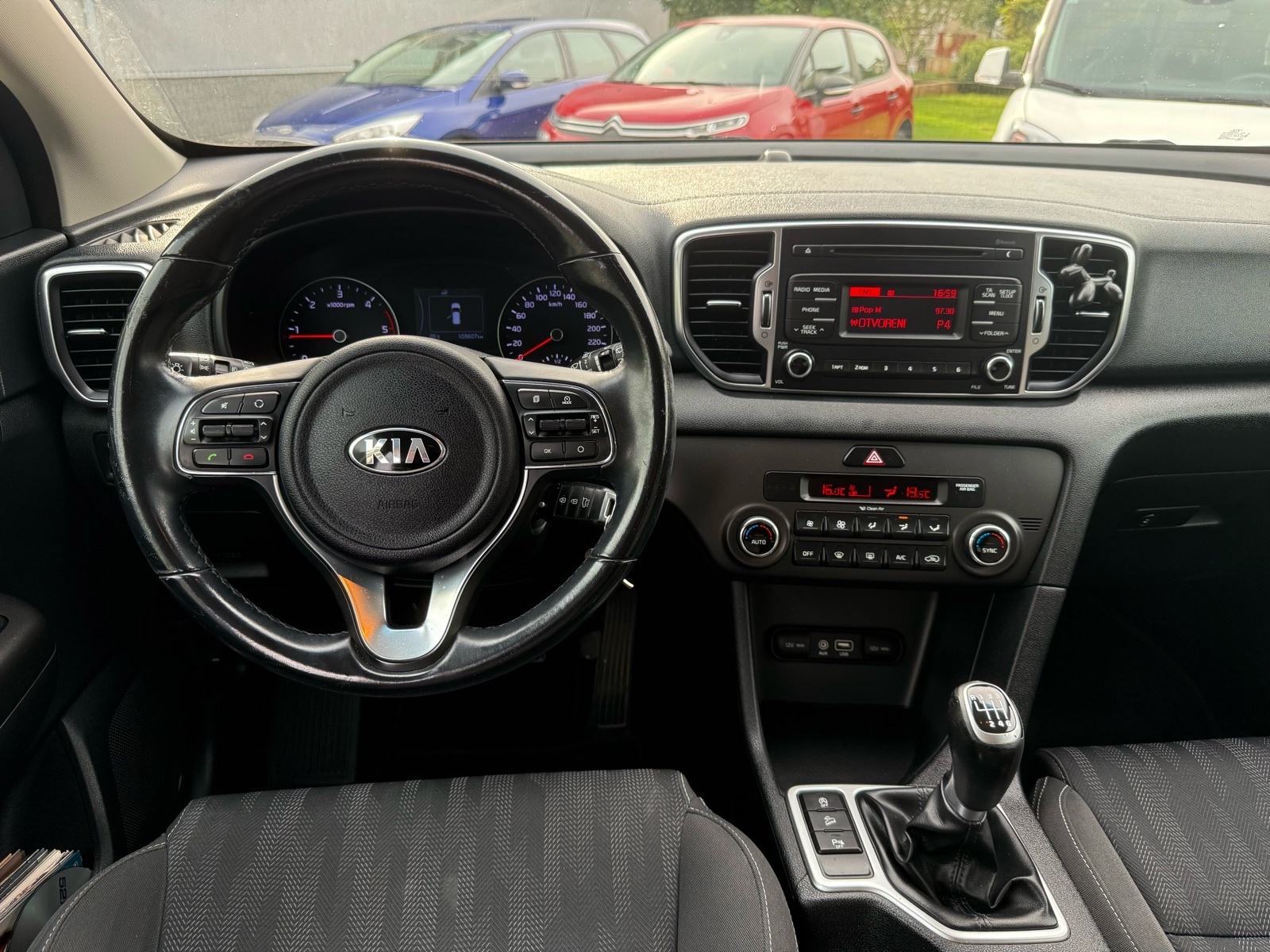 KIA Sportage 1.7 CRDi *HR auto/109 000 km/Euro 6/*, fotografija 19
