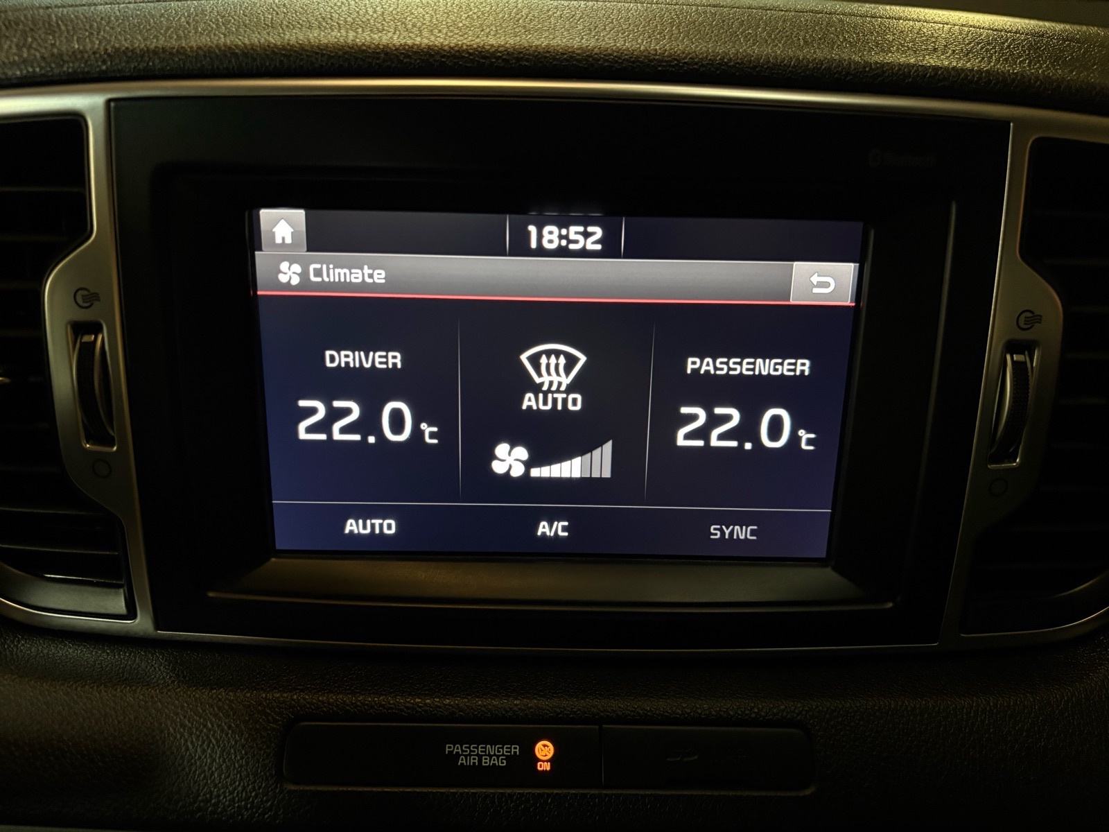 Kia Sportage 1.7 CRDI - ACTIVE, fotografija 17