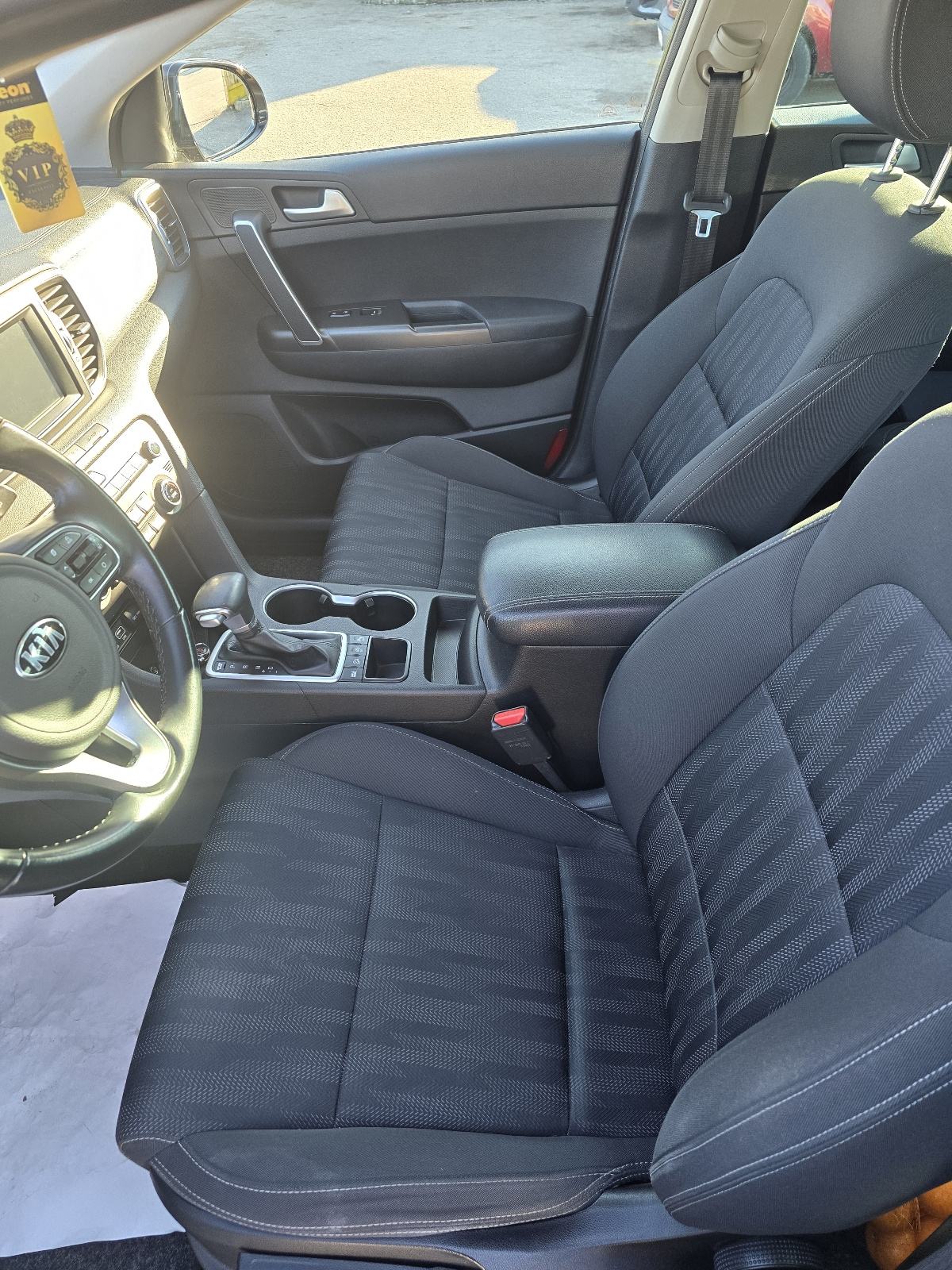 Kia Sportage 1.7 CRDI Automatik, 140ks, Alu, navi, kamera...., fotografija 9