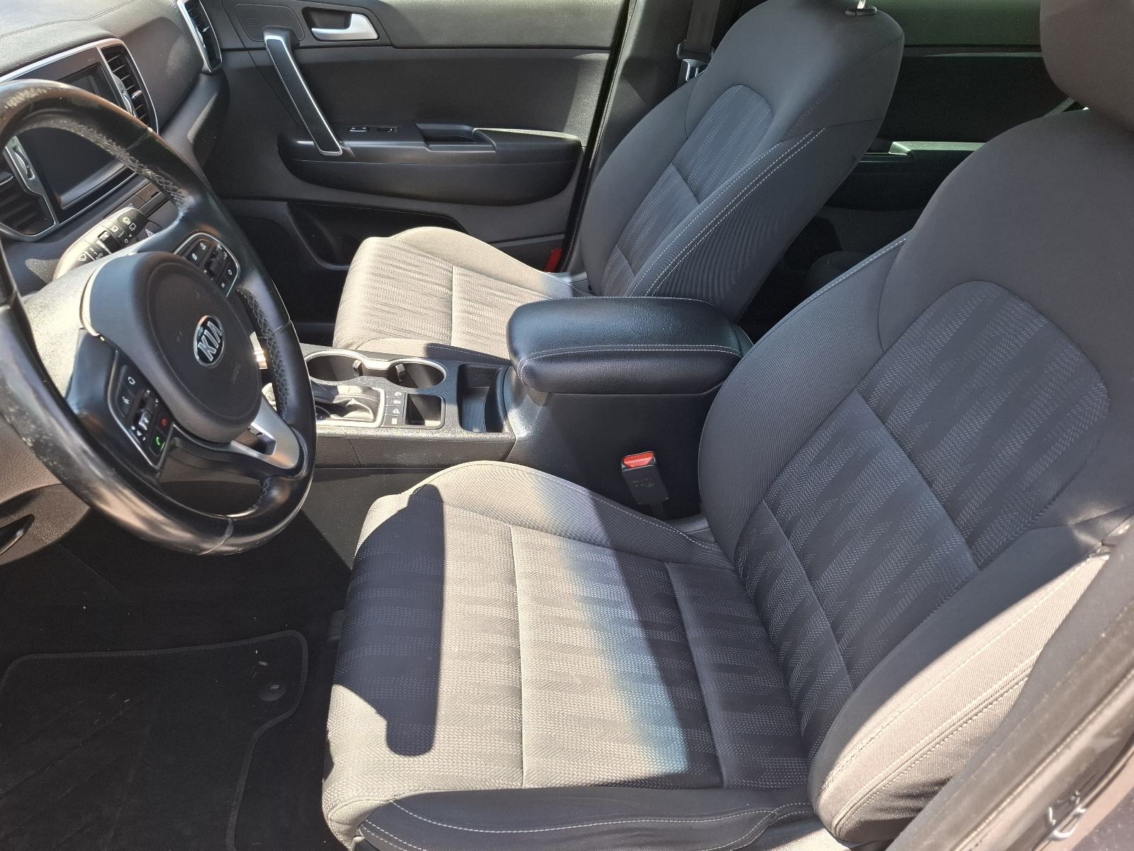 Kia Sportage 1,7 CRDi automatik, fotografija 8
