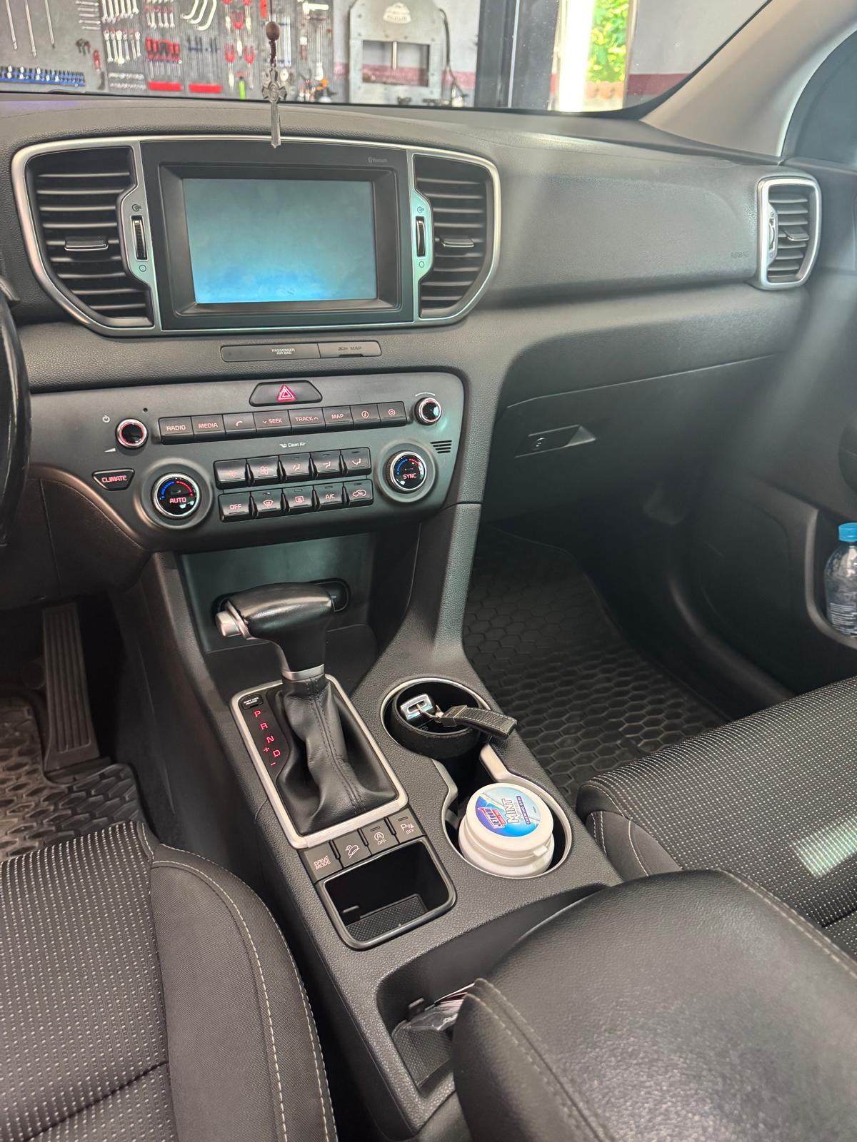 Kia Sportage 1.7 CRDI automatik, fotografija 2