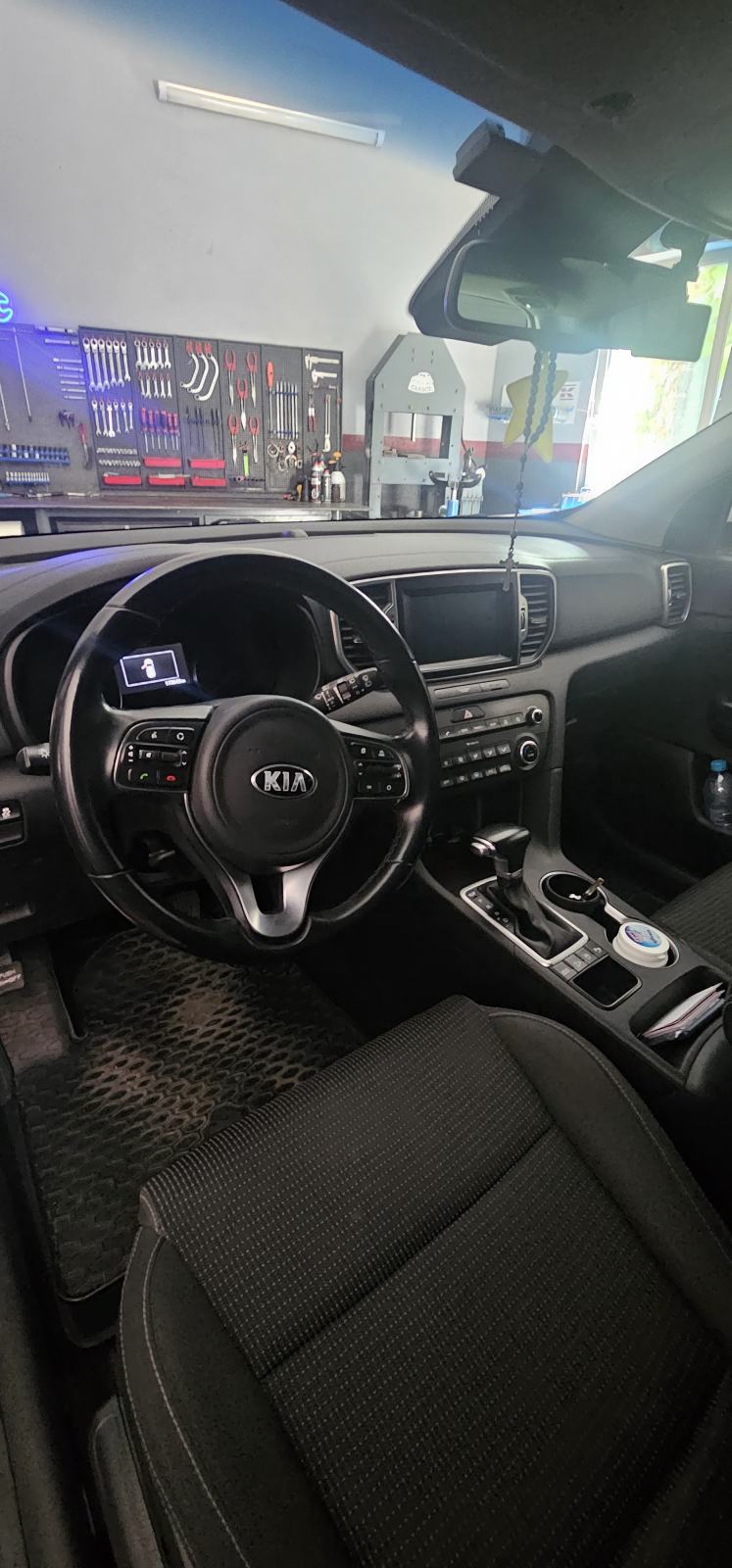 Kia Sportage 1.7 CRDI automatik, fotografija 9