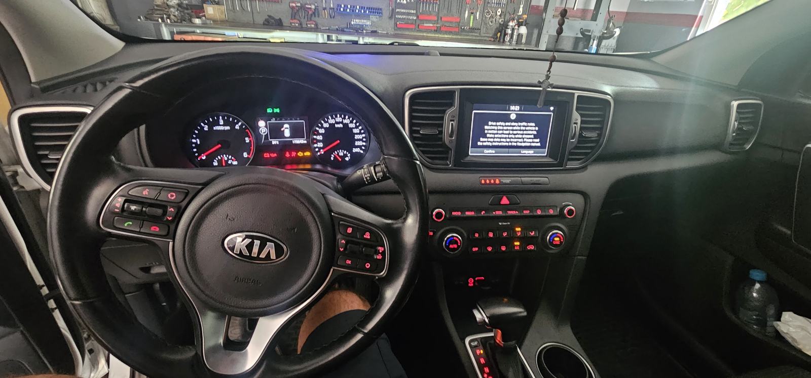 Kia Sportage 1.7 CRDI automatik, fotografija 12