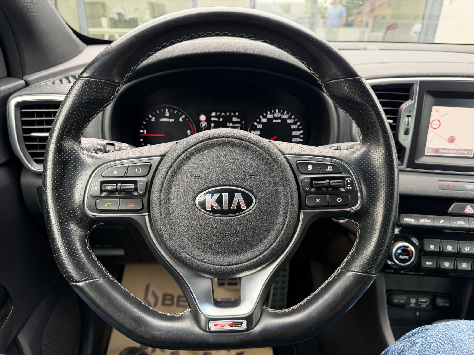 Kia Sportage 1,7 CRDi GT LINE AUTOMATIK SERVISNA POVIJEST, fotografija 11