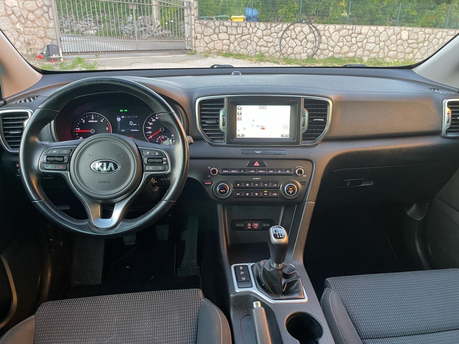 KIA SPORTAGE,1.7 CRDi KAMERA,NAVIGACIJA,ZAMJENA,JAMSTVO., fotografija 12