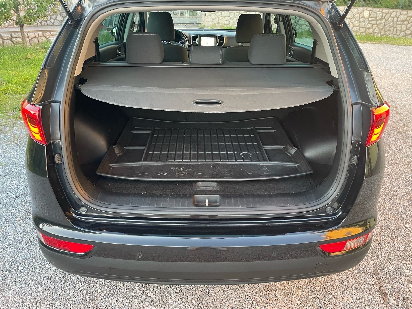 KIA SPORTAGE,1.7 CRDi KAMERA,NAVIGACIJA,ZAMJENA,JAMSTVO., fotografija 18