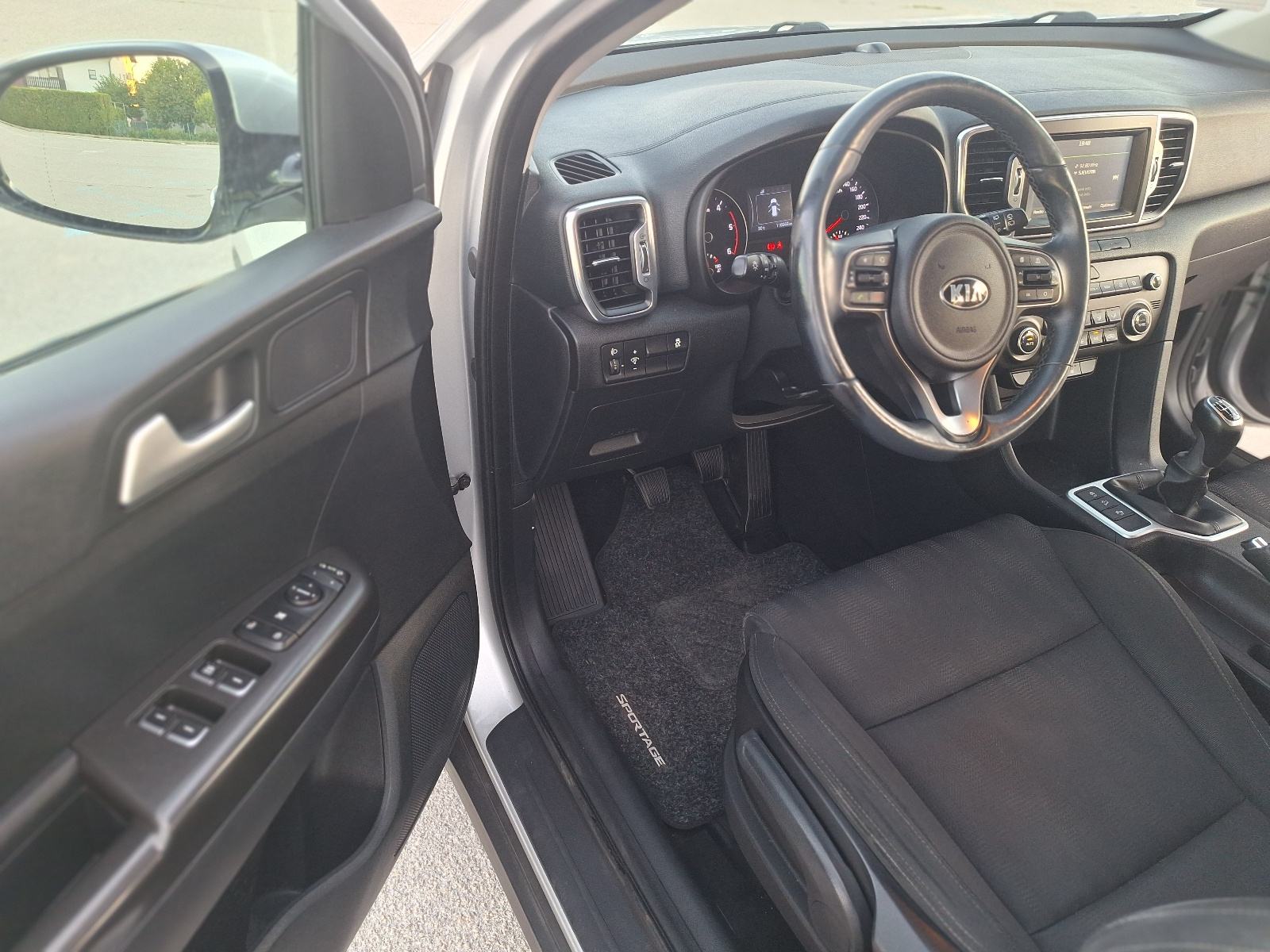 Kia Sportage 1,7 CRDi, Navi, Led, fotografija 15
