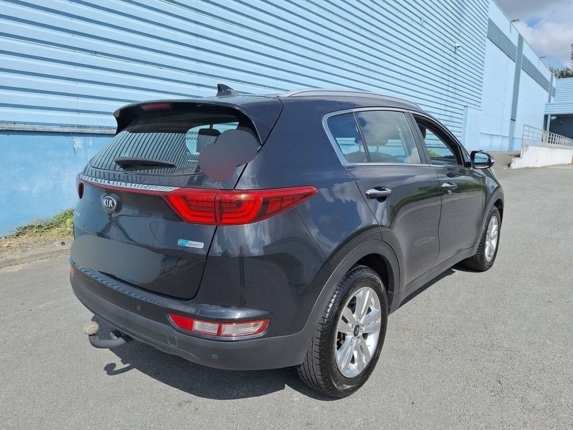 Kia Sportage 1,7 CRDi PARK.KAM, NAVI, LANE ASSIST, KUKA, JAMSTVO..., pogled izvana - slika 3