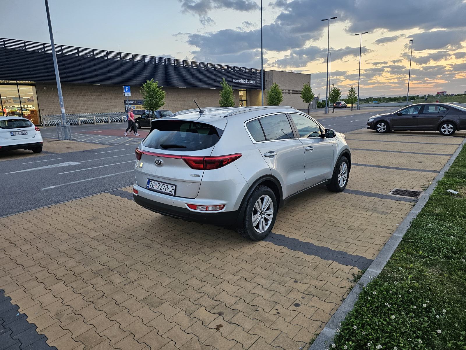 Kia Sportage 1,7 CRDi..2017 Godina, fotografija 4