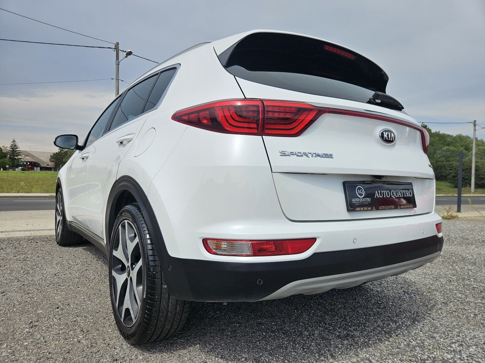 Kia Sportage 1,7 CRDi GT AUTOMATIC JAMSTVO PANORAMA SAMO 120 000 TKM, fotografija 7