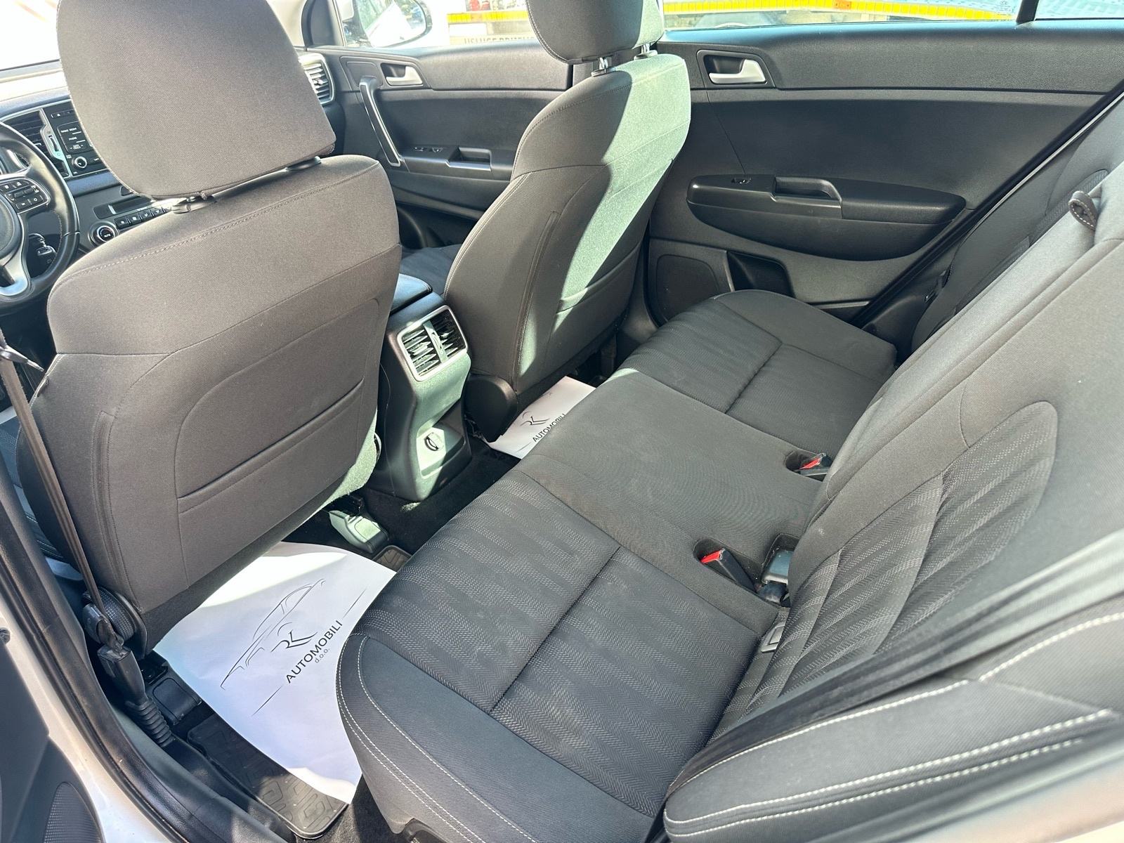 Kia Sportage 1,7 CRDi Style *kuka, fotografija 15