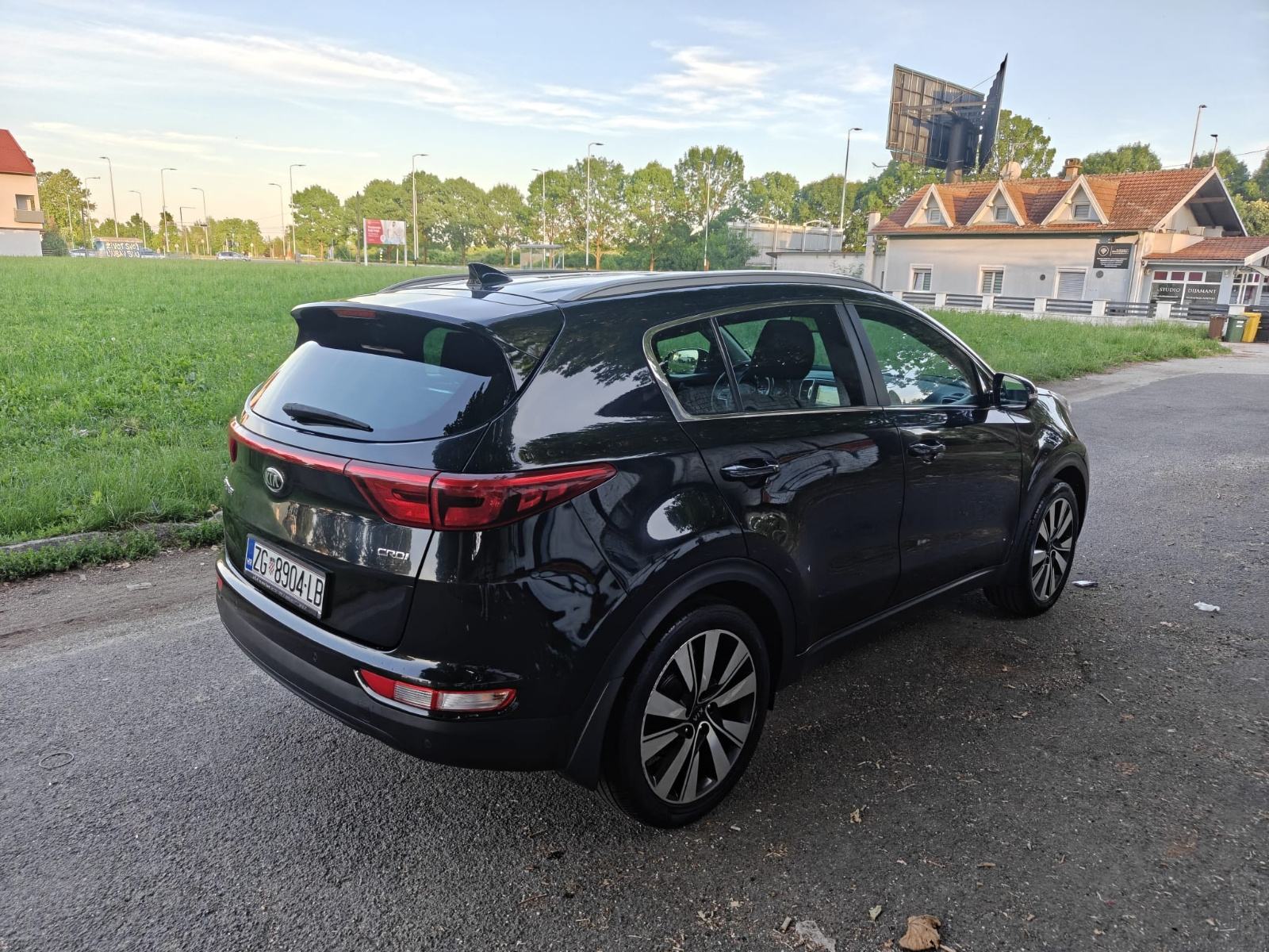 Kia Sportage 1,7 CRDi, vlasnik, servisna knjižica, fotografija 4