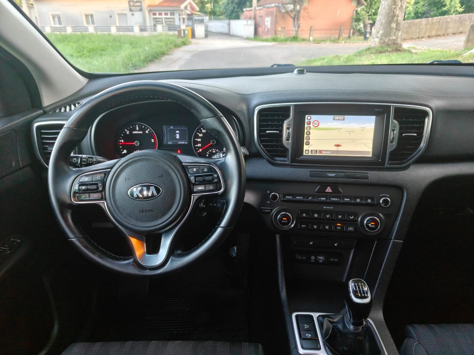 Kia Sportage 1,7 CRDi, vlasnik, servisna knjižica, fotografija 6