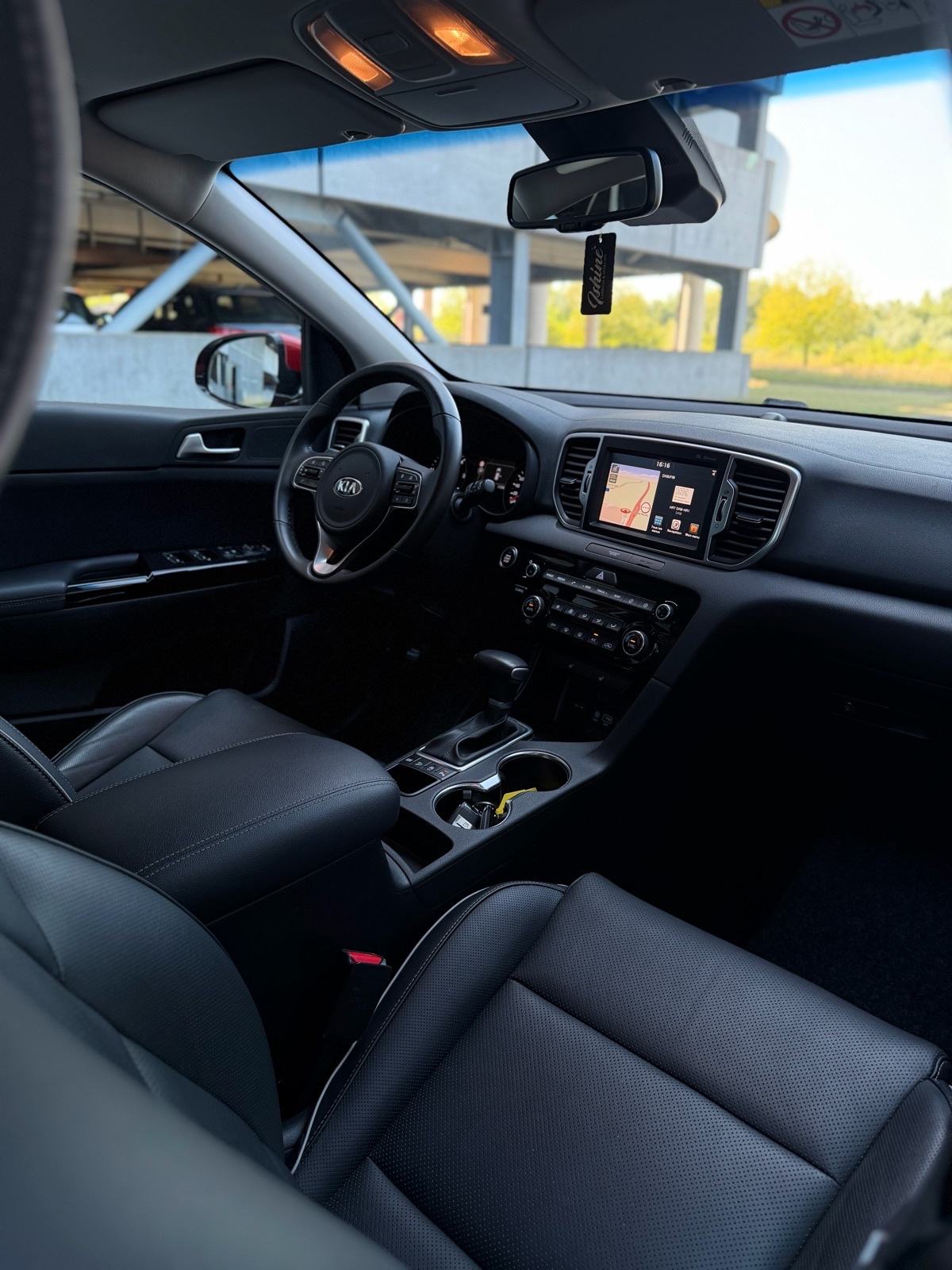 KIA SPORTAGE 1.7CRDI | 104KW | FULL | 12 MJ JAMSTVO, fotografija 9