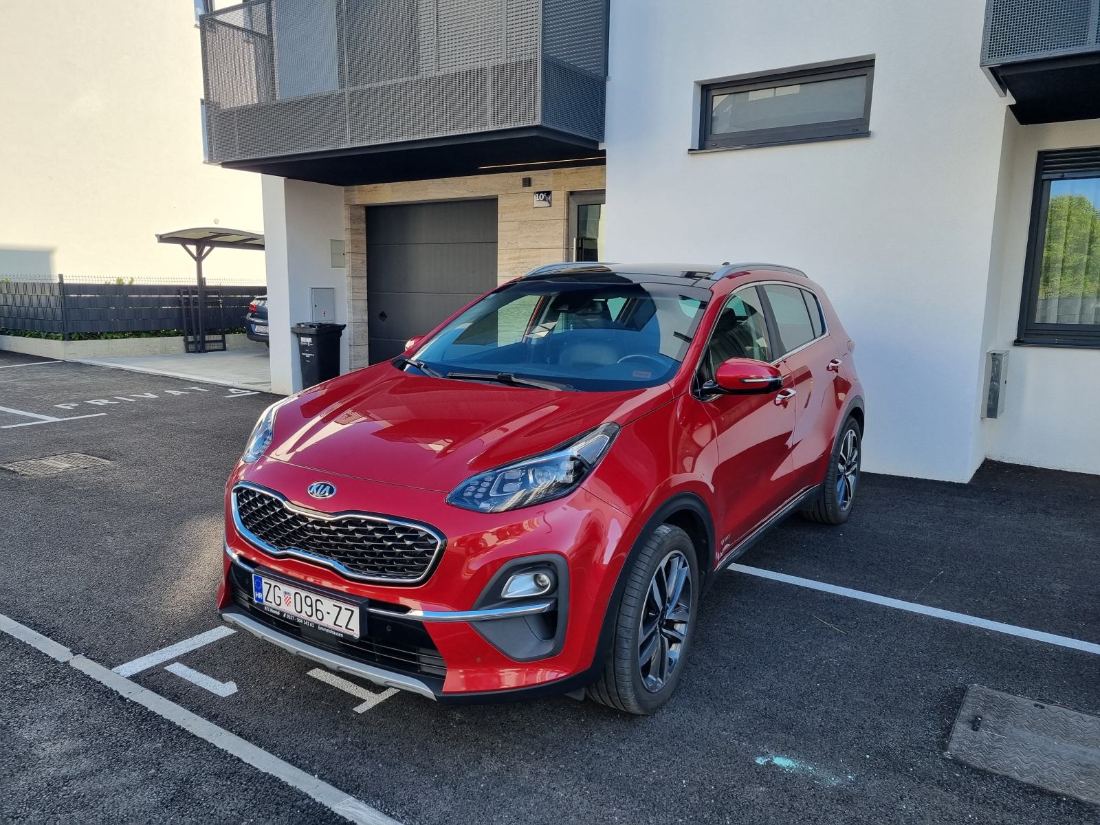 Kia Sportage 2,0 CRDI 4X4 *185ks* *TVORNIČKO JAMSTVO* *FULL* R-05/27, fotografija 1