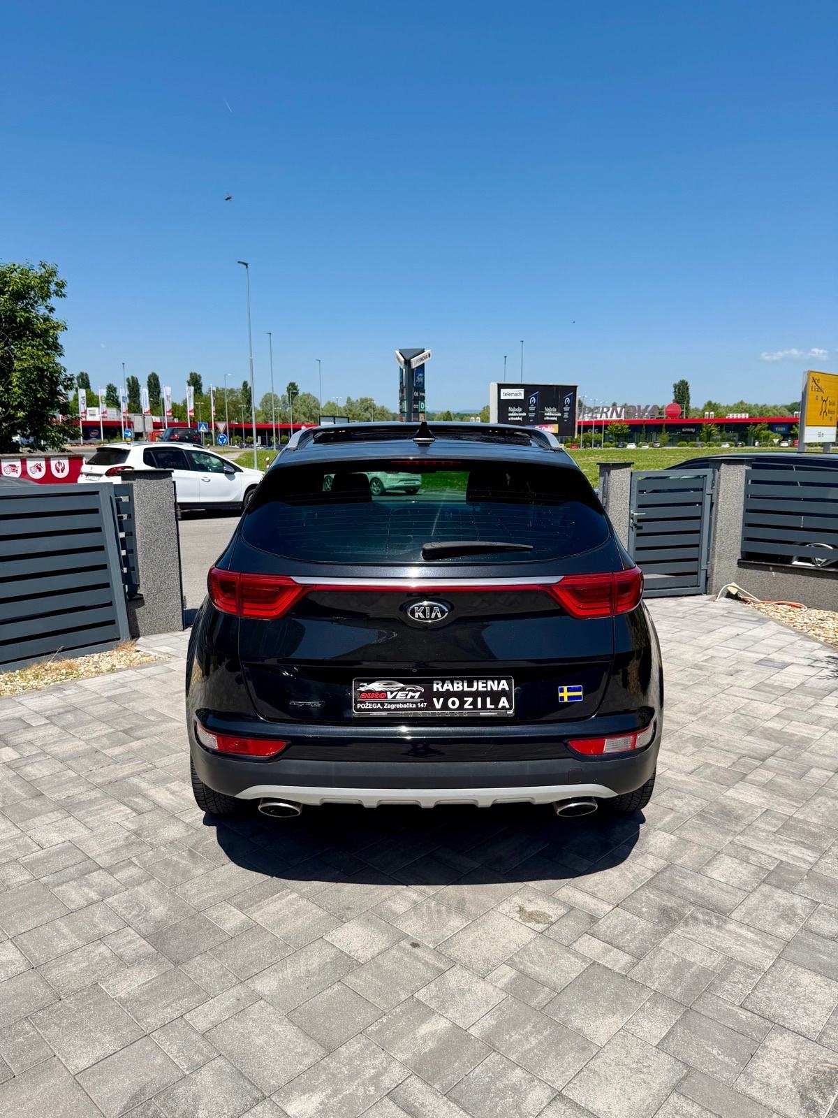 Kia Sportage 2,0 CRDi GT LINE-AUTOMATIK-AWD 4x4-PANO-KAMERA-REG 5/2027, fotografija 6