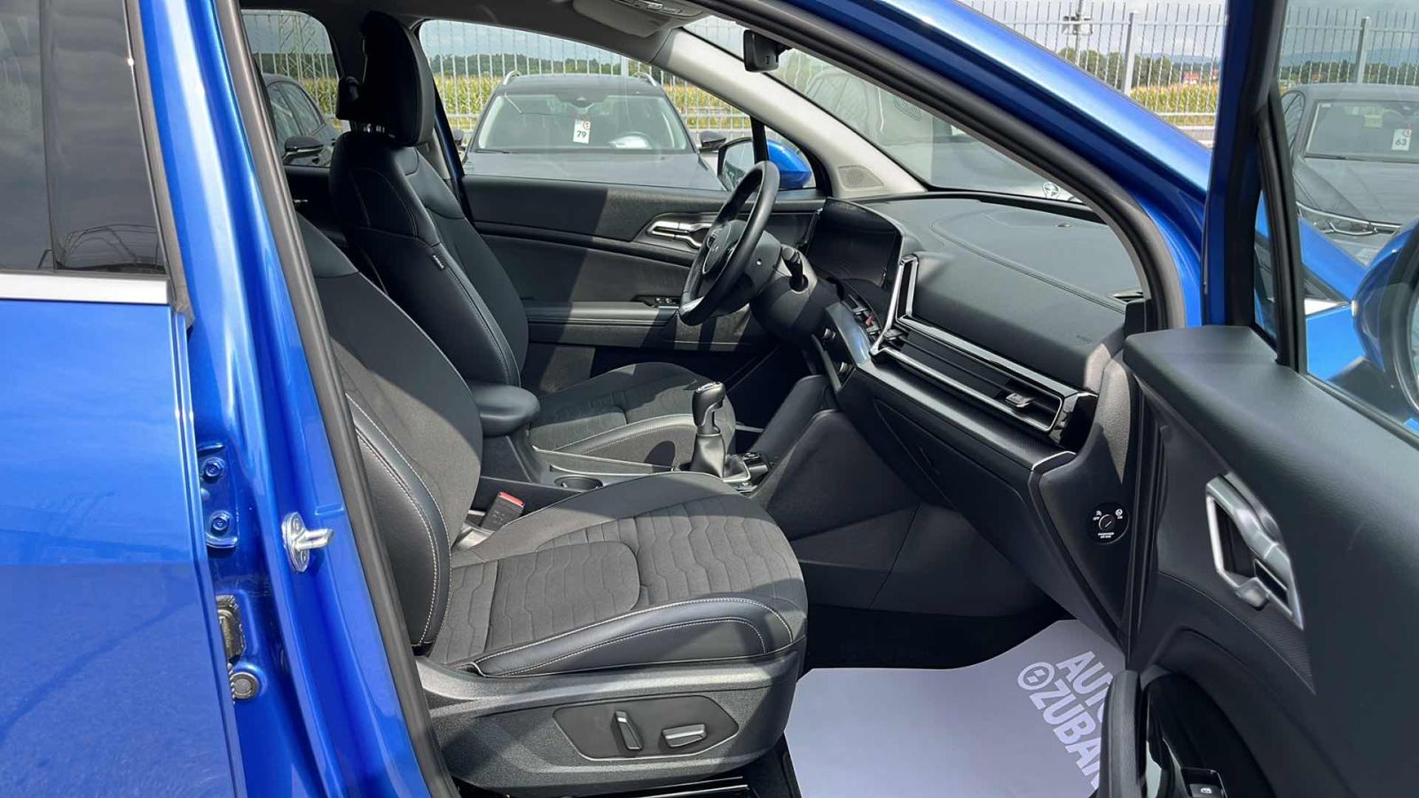 KIA SPORTAGE 2022 • PREMIUM jamstvo • AutoZubak Rabljena, fotografija 9