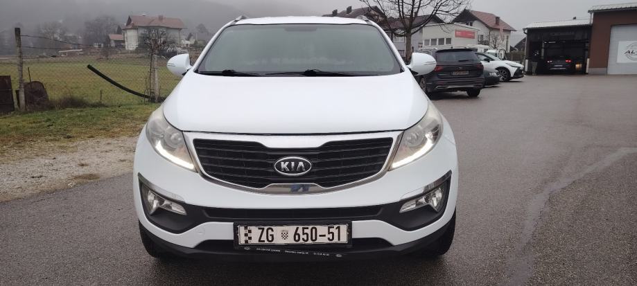 Kia Sportage 2WD 1,6, fotografija 2