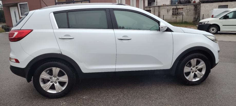 Kia Sportage 2WD 1,6, fotografija 13
