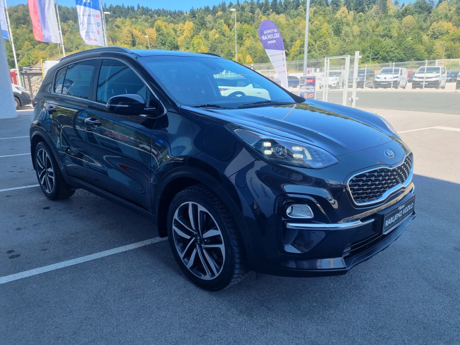 Kia Sportage 2WD 1.6 TD - SLOVENSKI + 1. LASTNIK + ZGODOVINA, fotografija 3